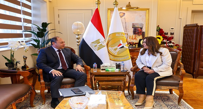 وزيرة التنمية المحلية تبحث مع رئيس هيئة تنمية الصعيد تعزيز التعاون المشترك لتنفيذ المشروعات التنموية بالصعيد