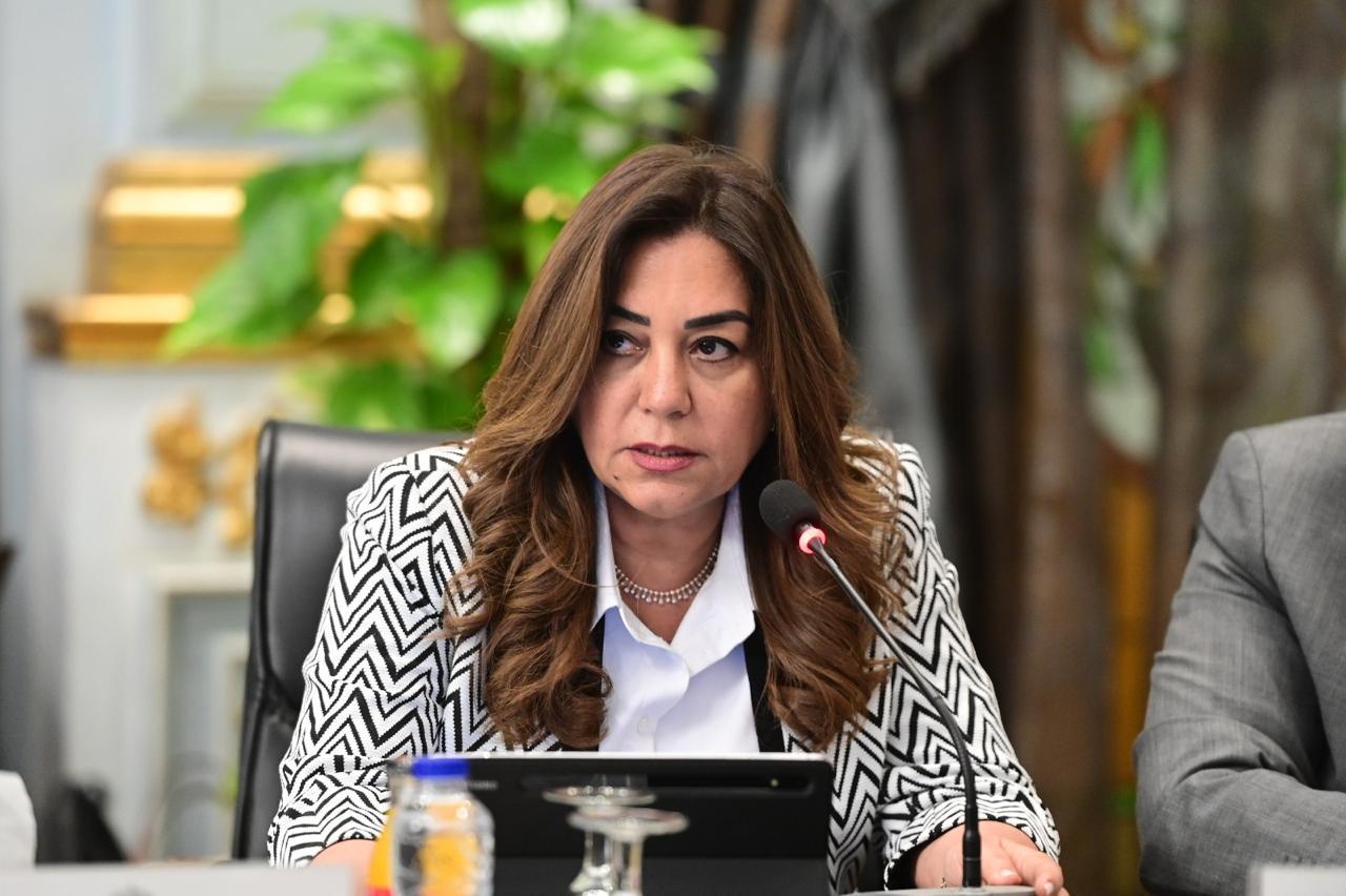 التنمية المحلية: غلق 152 محلا غير مرخص فى حملة على 4 أحياء بالقاهرة