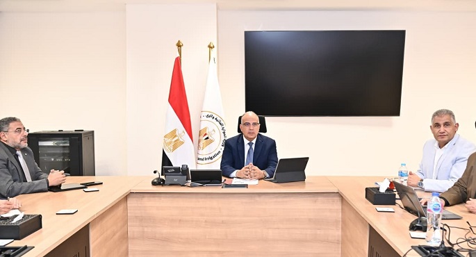 وزير الرى: أى تعديات على مجرى النيل تؤثر سلبيا على قدرة إمرار التصرفات المائية المطلوبة
