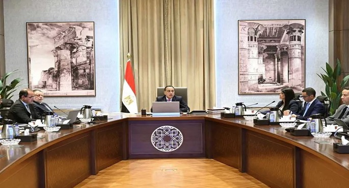 رئيس الوزراء يتابع مستجدات إجراءات تنفيذ برنامج الإصلاح الاقتصادى