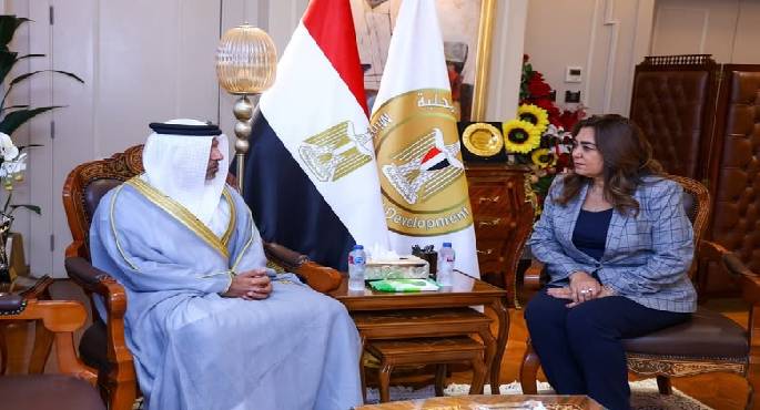 وزيرة التنمية المحلية تستقبل سفير الإمارات الجديد بالقاهرة لبحث سبل التعاون