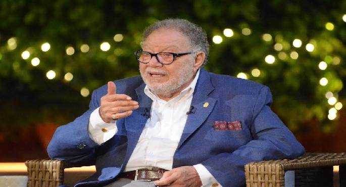 تكريم يحيى الفخرانى بالمسرح القومى اليوم