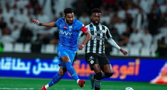 الهلال يتحدى الشباب فى مواجهة ساخنة بالدورى السعودى