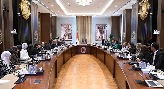 رئيس الوزراء يتابع جهود لجنة إدارة الدين العام الخارجى وتنظيم الاقتراض