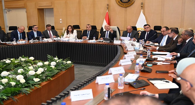 كامل الوزير يترأس الاجتماع الثانى والثلاثين للمجموعة الوزارية للتنمية الصناعية