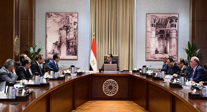 رئيس الوزراء يتابع إجراءات وخطوات بدء تطبيق المرحلة الثانية لمنظومة التأمين الصحى الشامل