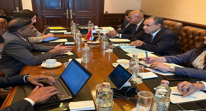 وزير الخارجية يلتقى نائب رئيس مجموعة شركات اوبروى Oberoi الهندية