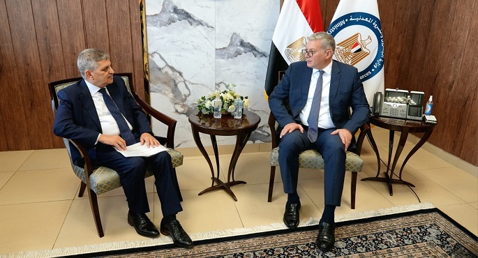وزير البترول يبحث مع رئيس هيئة قناة السويس إقامة محطة لتسييل وتخزين الغاز ببورسعيد