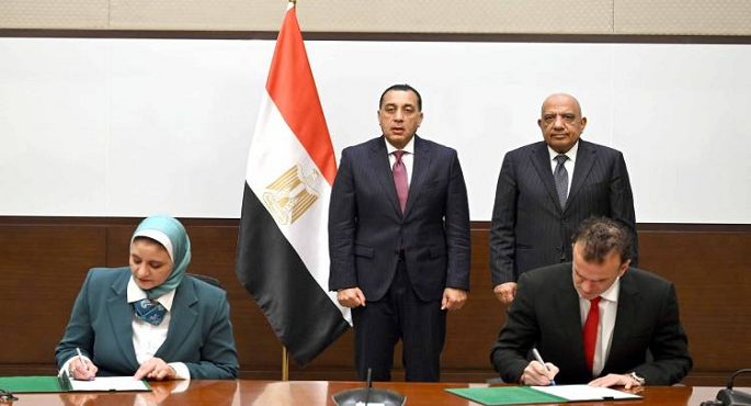 مدبولى يشهد توقيع اتفاقية تعاون لتنفيذ الدراسات النهائية لمشروع الربط الكهربائى بين مصر وأوروبا عبر إيطاليا