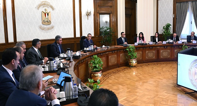 رئيس الوزراء يستعرض مستجدات مشروع إعادة إحياء منطقة نزلة السمان.. ويشدد على أهمية المشاركة المجتمعية