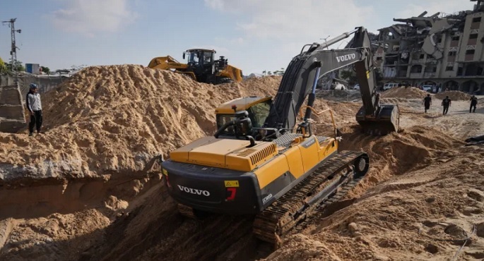 مشاورات أمنية إسرائيلية مع تواصل عمليات البحث عن رفات المحتجزين بغزة