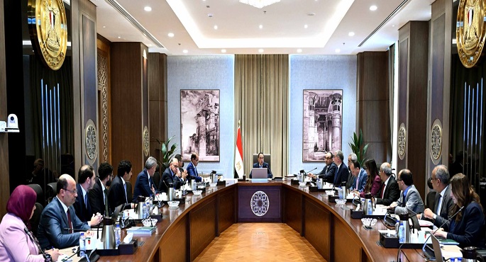 رئيس الوزراء يستعرض جهود تجهيز الشركات الحكومية للطرح وسُبل تنشيط البورصة