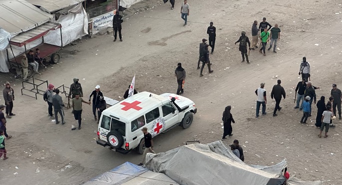الصليب الأحمر: إعادة الرفات من غزة ربما تستغرق وقتا