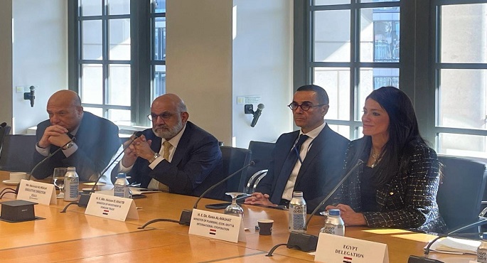 بالصور.. المشاط تبحث مع رئيس مؤسسة التمويل الدولية الجهود المشتركة