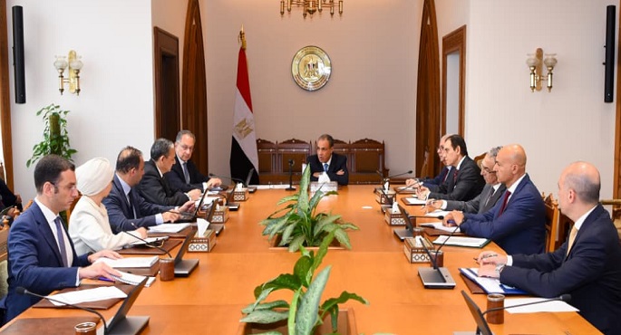 وزير الخارجية يتابع استعدادات الوزارة لافتتاح المتحف المصرى الكبير