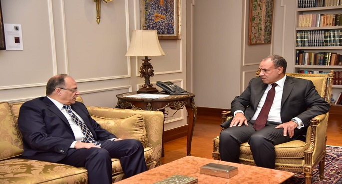 رئيس هيئة الدواء المصرية يعقد اجتماعاً مع وزير الخارجية لبحث التعاون الدولى فى قطاع الدواء