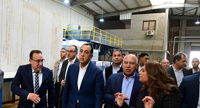 رئيس الوزراء يفتتح مصنع سيناى للمستلزمات الطبية بطاقة إنتاج تصل لـ60 مليون قفاز طبى سنويًا