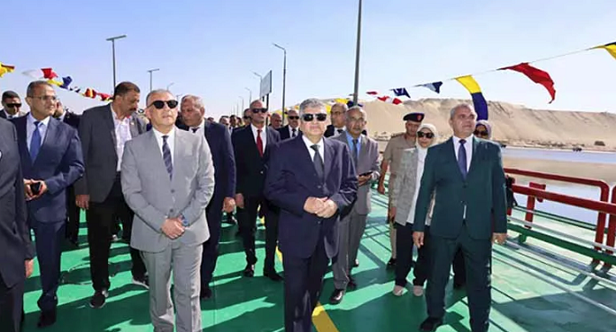 فى ذكرى انتصارات اكتوبر .. اكتمال المحور الثالث بالقطاع الأوسط للقناة