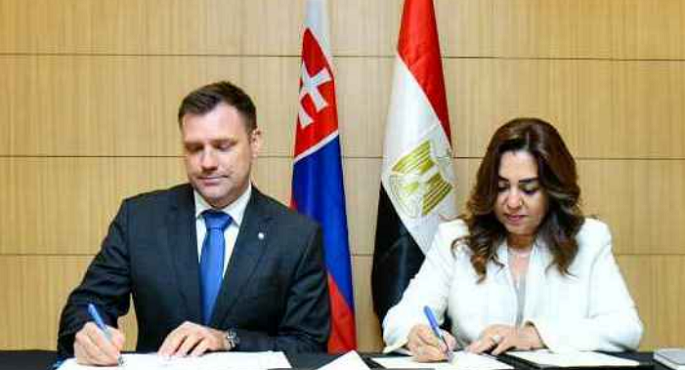 توقيع مذكرة تفاهم بين مصر وسلوفاكيا للتعاون بمجال حماية البيئة