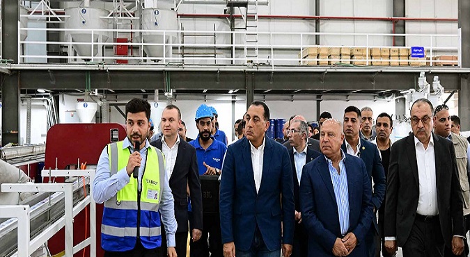 مدبولى يفتتح مصنع “أدو مينا لصناعة مواد البناء”بمنطقة السخنة الصناعية باستثمارات تصل ل 15 مليون دولار