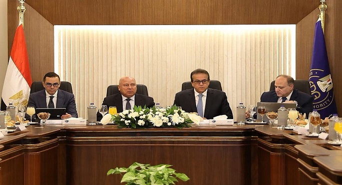 بالصور.. وزارة الصحة: نائبا رئيس مجلس الوزراء يشهدان اجتماع مجلس إدارة هيئة الدواء المصرية لمتابعة نمو السوق الدوائى