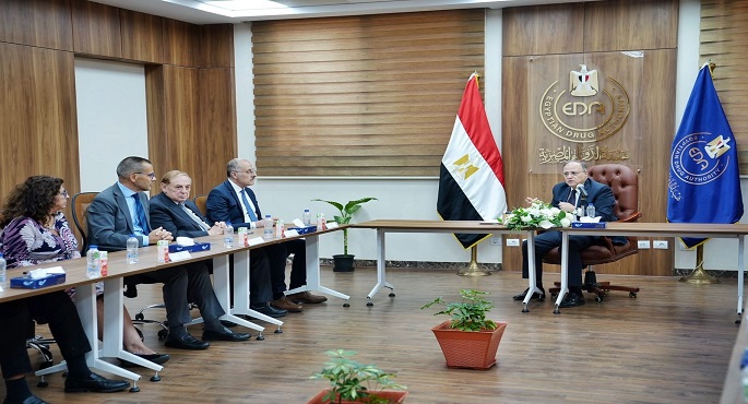 هيئة الدواء تستقبل وفداً لبنانياً رفيع المستوى للاطلاع على التجربة التنظيمية المصرية الرائدة