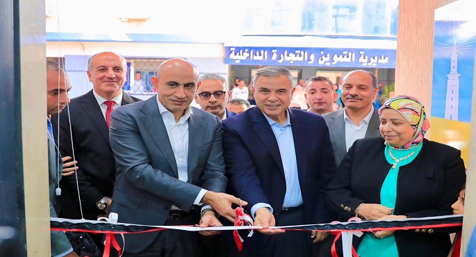 وزير التعليم ومحافظ الإسكندرية يفتتحان عددًا من المشروعات التعليمية الجديدة
