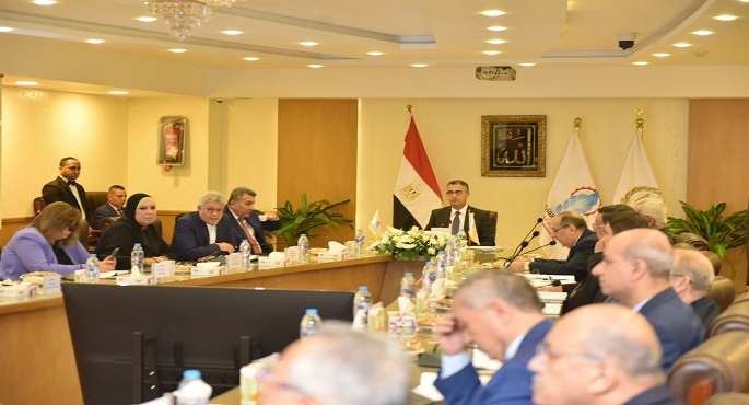 وزير التموين: القابضة للصناعات الغذائية ركيزة أساسية لضمان توافر السلع بأسعار مناسبة