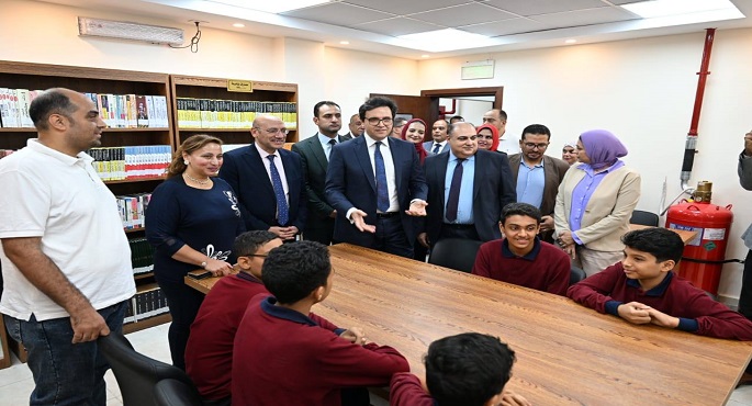 بالصور.. وزير الثقافة يفتتح قصر ثقافة حلوان بعد تطويره ورفع كفاءته