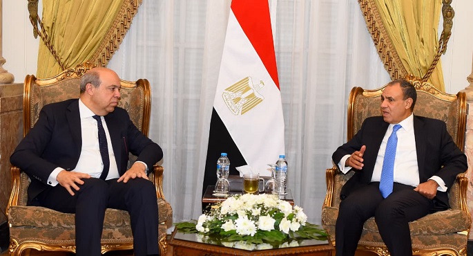 وزير الخارجية يؤكد خلال لقائه بوزير الطيران المدنى استمرار مصر فى تقديم الدعم الفنى للدول الإفريقية والعربية