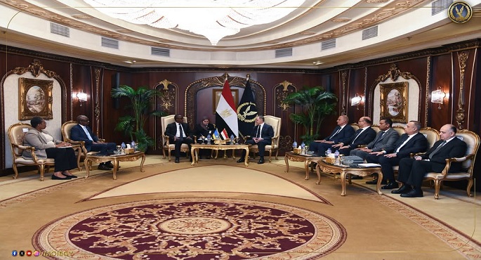 وزير الداخلية يبحث التعاون المشترك مع نظيره الرواندى