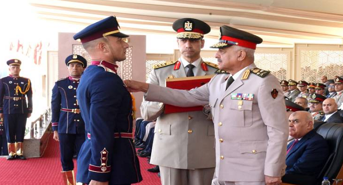 وزير الدفاع والإنتاج الحربى يشهد حفل تخرج دفعات جديدة من الكليات العسكرية