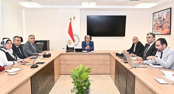 وزير الرى يتابع موقف “مشروع رقمنة المساقى الخصوصية” الجارى تنفيذه