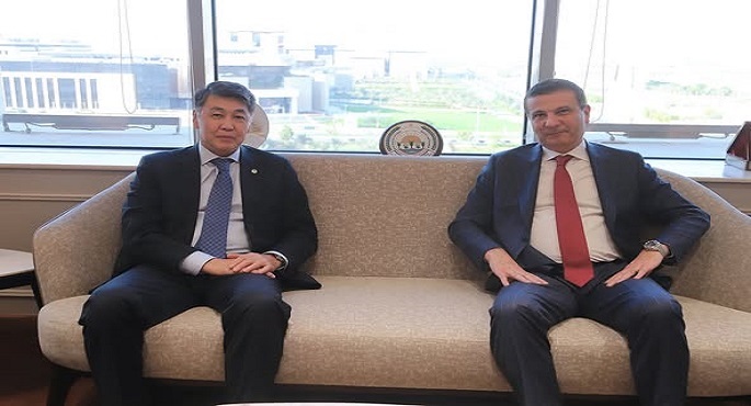 وزير الزراعة يبحث مع مدير المنظمة الإسلامية للأمن الغذائى تعزيز التعاون المشترك