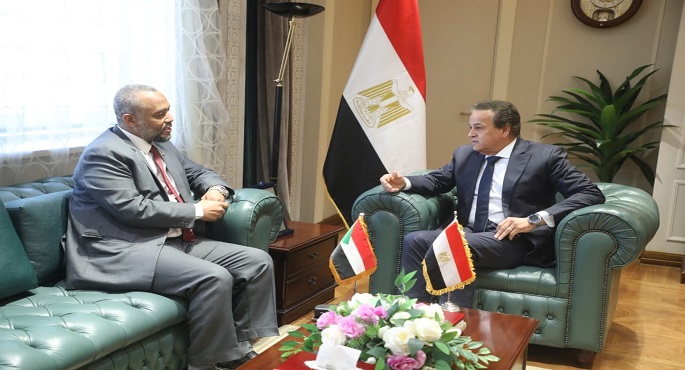 وزير الصحة يبحث مع نظيره السودانى تعزيز التعاون الصحى ودعم الشعب السودانى