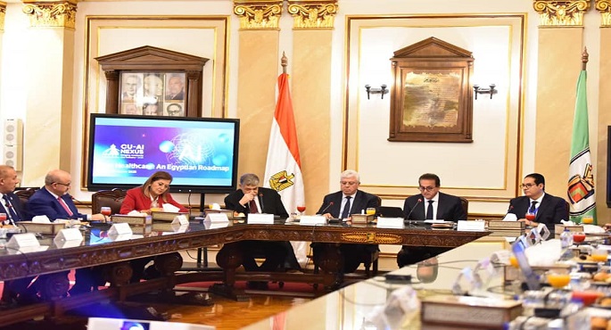 وزير الصحة يشارك فى مائدة مستديرة حول استخدامات الذكاء الاصطناعى فى الرعاية الصحية