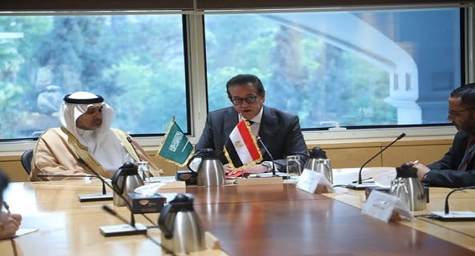 وزير الصحة يبحث مع نظيره السعودى تعزيز التعاون الصحى المشترك