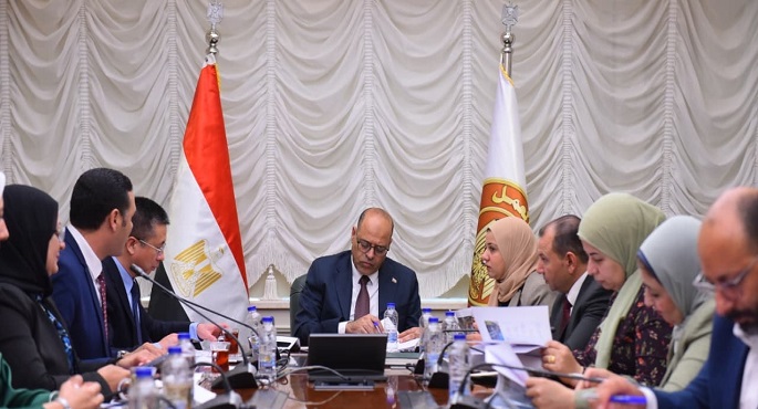 وزير العمل يلتقى وفدًا من شركة هواوى مصر لبحث التعاون فى مجال بناء القدرات