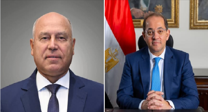 وزيرا المالية والصناعة : استمرار مبادرة مساندة الأنشطة الإنتاجية الصناعية والزراعية والطاقة المتجددة