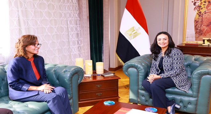 بالصور.. وزيرة التضامن الاجتماعى تلتقى المدير التنفيذى للأكاديمية الوطنية للتدريب