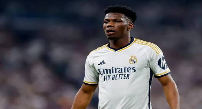 ريال مدريد يعلن إصابة لاعبه تشوامينى وتقارير تشير لغيابه 3 أسابيع