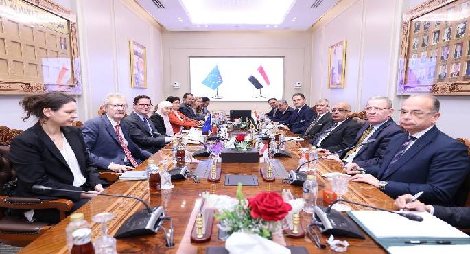 وزير العدل يؤكد أهمية الشراكة والتعاون الاستراتيجى مع الاتحاد الأوروبى