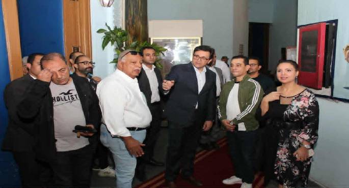 وزير الثقافة يتفقد المسرح القومى للطفل ويوجه بتعزيز الرسائل التوعوية للنشء