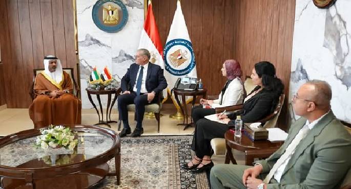وزير البترول يبحث مع سفير الإمارات تعزيز التعاون