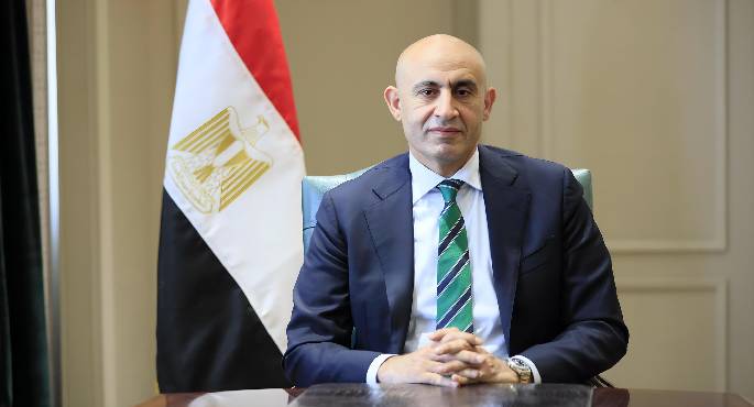 وزير التعليم يصدر قرارا بشأن إعادة نظام الدراسة والامتحانات بمدارس المتفوقين