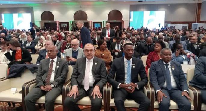 وزير قطاع الأعمال يشارك بالجلسة الافتتاحية للمؤتمر الوزارى الأفريقى بالجزائر