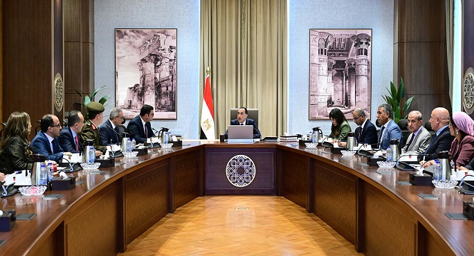 رئيس الوزراء يستعرض الموقف التنفيذى والمالى للمبادرة الرئاسية “حياة كريمة”