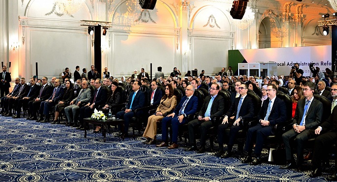 بالفيديو.. مدبولى يشهد انطلاق أعمال المؤتمر الوطنى “إصلاح وتمكين الإدارة المحلية.. الدروس المستفادة من برنامج التنمية المحلية بصعيد مصر”