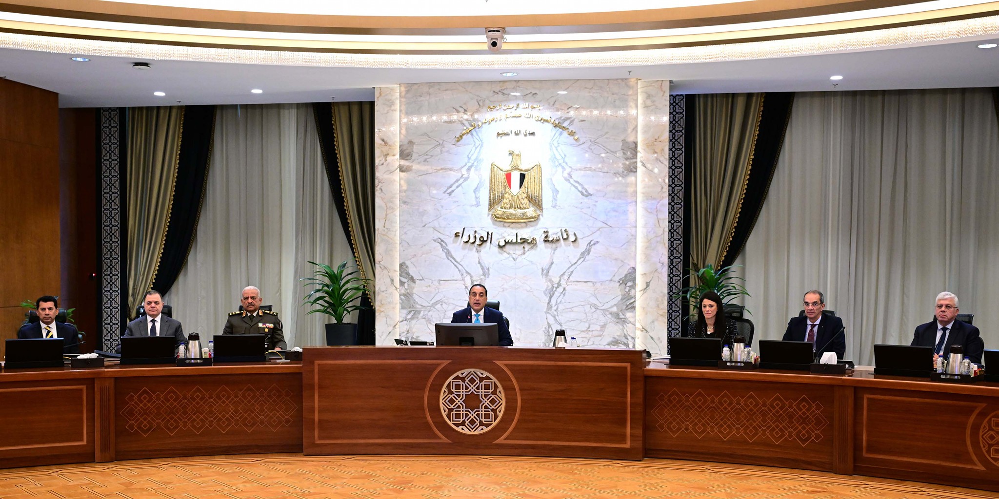 رئيس الوزراء خلال اجتماع الحكومة: مستمرون فى تنفيذ إجراءات دخول محافظات المرحلة الثانية منظومة التأمين الصحى الشامل