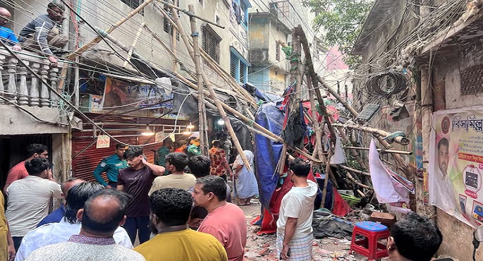 مقتل 5 وإصابة نحو 100 جراء زلزال بقوة 5.7 درجة فى بنجلاديش